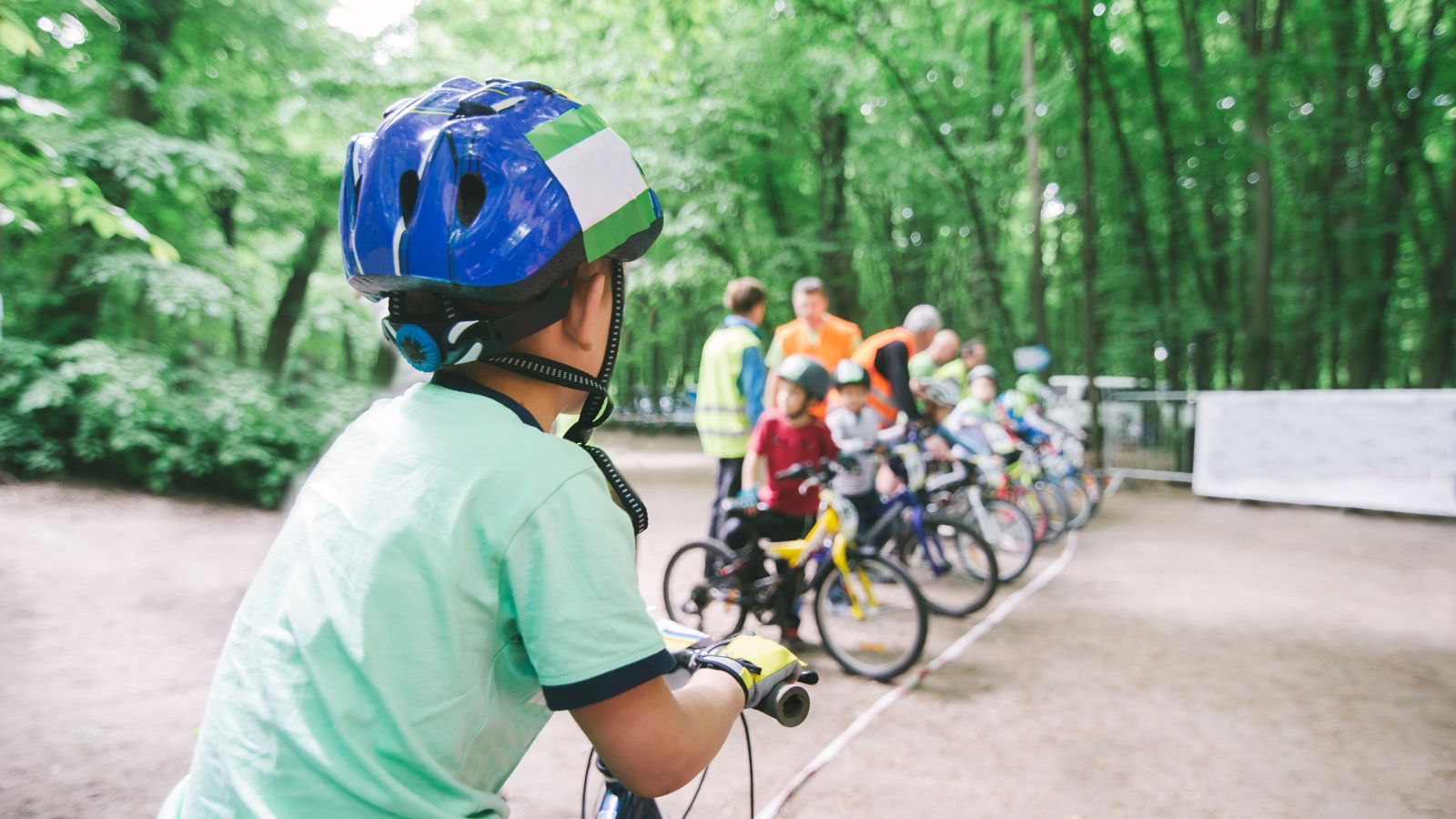 Beitragsbild zu Verkehrsunterricht mit Fahrradtraining für Kinder